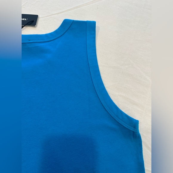 Diesel - Picture 5 of 6